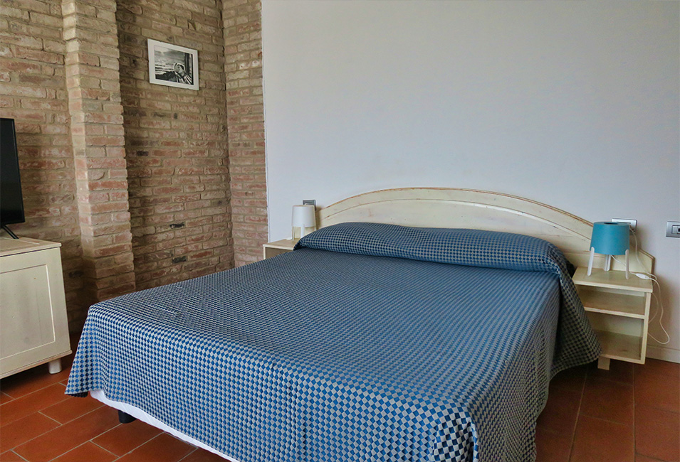 king-room-blue-garibaldi-soragna (2)